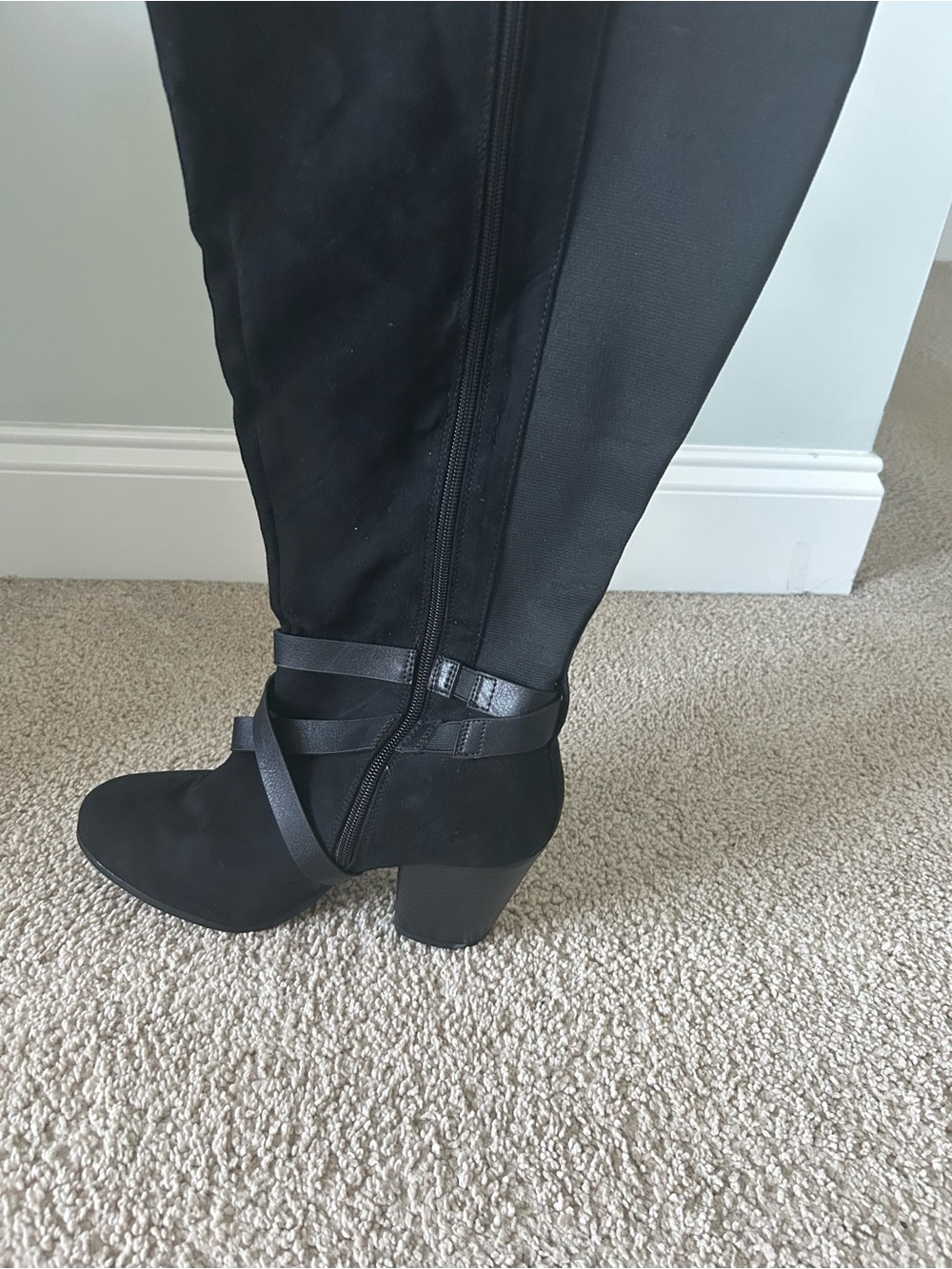 Shoes - Picture 2 of 3